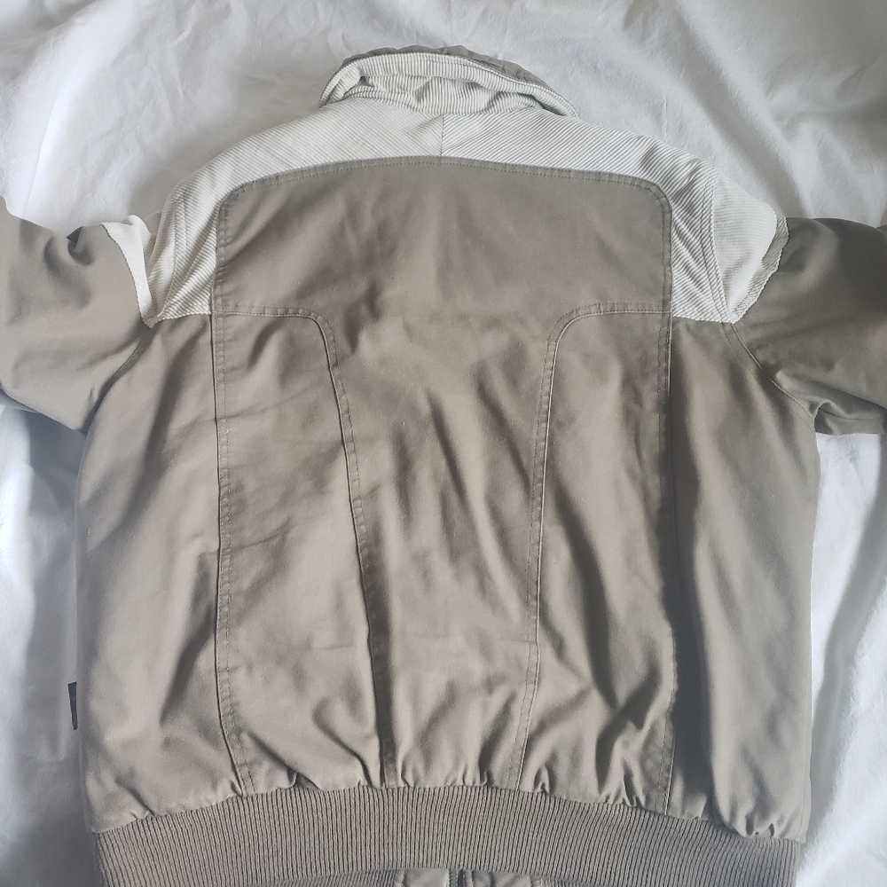 Coat - Picture 6 of 8
